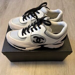 CHANEL MENS TRAINER WHITE SUEDE MESH SZ 40.5 UK US 8